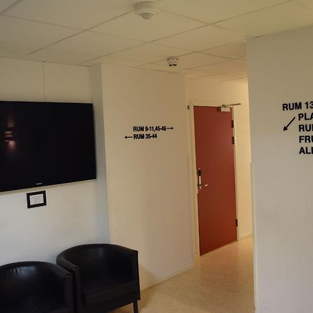 Hotell Haessloe Vasteras Bagian luar foto