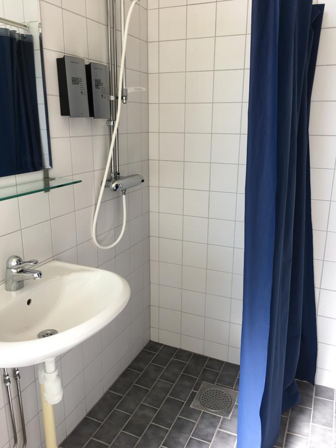 Hotell Haessloe Vasteras Bagian luar foto